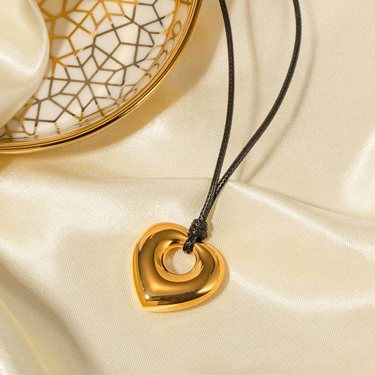 'Luxury' 18K Gold Exquisite and Fashionable Black Wax Rope with Hollow Heart Design Light Luxury Pendant Necklace - Gadgets and Fun Stuff