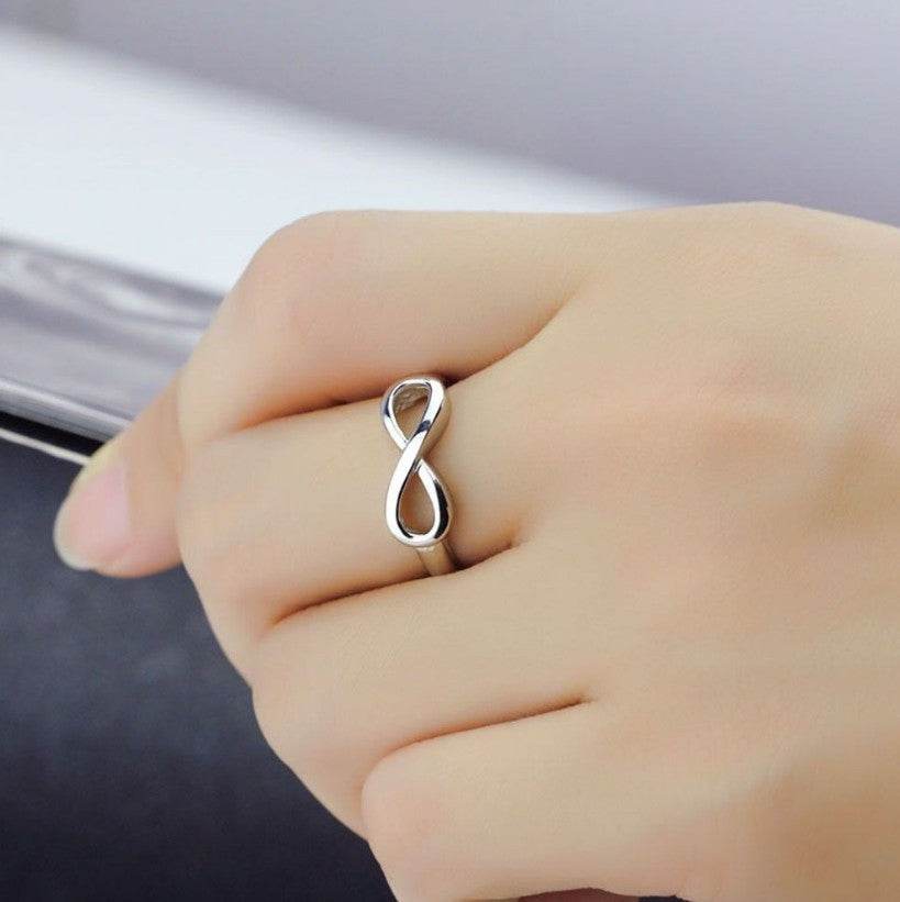 .Alloy Silver Plated Infinity Ring - Gadgets and Fun Stuff